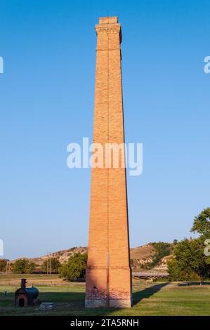 Una Obelisk Mill Tower presso il Theodore Roosevelt National Park nel North Dakota Foto Stock