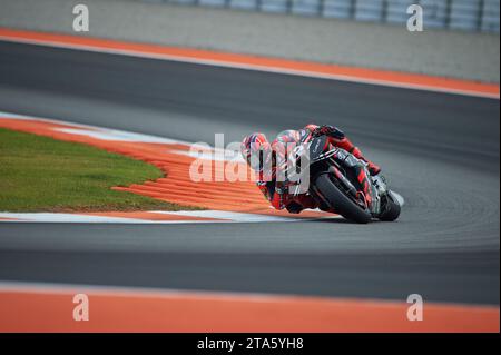 Maverick Vinales di Spagna e Aprilia Racing corrono durante il test di Valencia del Moto GP il 28 novembre 2023 sul circuito di Ricardo Tormo (Cheste, Moto GP Val Foto Stock