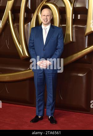 Londra, Inghilterra. REGNO UNITO. Martedì 28, Matt Lucas partecipa a Wonka - World Premiere al Royal Festival Hall di Londra, Inghilterra. REGNO UNITO. Martedì 28 novembre 2023 - BANG MEDIA INTERNATIONAL FAMOUS PICTURES 28 HOLMES ROAD LONDON NW5 3AB REGNO UNITO tel 44 0 02 7485 1005 email: picturesfamous.uk.com Copyright: XJamesxWarrenx FP Wonka World Premiere 109 Credit: Imago/Alamy Live News Foto Stock