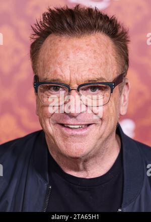 Westwood, Stati Uniti. 28 novembre 2023. WESTWOOD, LOS ANGELES, CALIFORNIA, USA - NOVEMBRE 28: L'attore e comico americano Tom Arnold arriva alla prima mondiale di "Candy cane Lane" di Amazon prime Video tenutasi al Regency Village Theatre il 28 novembre 2023 a Westwood, Los Angeles, California, Stati Uniti. (Foto di Xavier Collin/Image Press Agency) credito: Image Press Agency/Alamy Live News Foto Stock