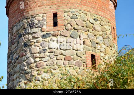 Trzcinsko-Zdroj, Polonia.8 ottobre 2018. Vecchi edifici urbani nella città di Trzcinsko-Zdroj nella Polonia occidentale - ex Bad Schonfliess Foto Stock