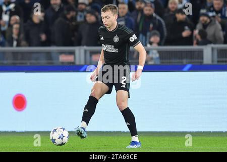 Roma, Lazio. 28 novembre 2023. Alistair Johnston del Celtic durante la partita di Champions League tra Lazio e Celtic allo stadio Olimpico, Italia, 28 novembre 2023. Foto di credito AllAccetto Live: SIPA USA/Alamy Live News Foto Stock