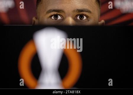 MARSIGLIA - Jorrel Hato dell'Ajax durante la conferenza stampa MD-1 in vista della partita del gruppo B di UEFA Europa League contro l'Olympique Marsiglia allo Stade de Marsiglia il 29 novembre 2023 a Marsiglia, in Francia. ANP OLAF KRAAK credito: ANP/Alamy Live News Foto Stock