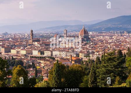 Vista panoramica di Firenze vista da Piazza Michelangelo, Firenze, Italia. Foto Stock