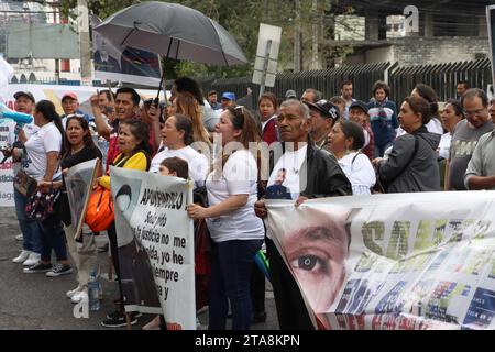 PLANTON-POLICIA-SANTIAGO-OLMEDO Quito, miÃ rcoles 29 de noviembre del 2023 Planton a favor del policia Santiago Olmedo, en la Audiencia de Casacion en la Corte Nacional de Justicia. Fotos: Rolando Enriquez/API Quito Pichincha Ecuador CLJ-PLANTON-POLICIA-SANTIAGO-OLMEDO-d67e86df453ff01c96a6286feb750670 ** PLANTON POLICIA SANTIAGO OLMEDO Quito, mercoledì novembre 2023 sit-in a favore del poliziotto SANTIAGO OLMEDO, nell'audizione della Cassazione alla Corte nazionale di giustizia di giustizia di giustizia di Ecuador Pichinquez foto di Quito Enriquez 29 Quito Pichincha SU Quito Pichincha 5286456456f9f96456f46f46f46f46f46f46f46f9cha Ecuador Foto Stock