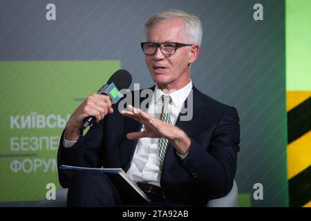 Kiev, Ucraina. 5 settembre 2023. L'assistente segretario degli Stati Uniti Stephen Rademaker partecipa a un evento dal titolo "il fronte e la ripresa" durante il Kyiv Security Forum. (Foto di Oleksii Chumachenko/SOPA Images/Sipa USA) credito: SIPA USA/Alamy Live News Foto Stock