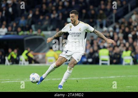 MADRID, SPAGNA - NOVEMBRE 29: Joselu Mato del Real Madrid durante la partita di UEFA CHAMPIONS LEAGUE 2023/24 tra Real Madrid e Napoli allo stadio Santiago Bernabeu. Crediti: Guille Martinez/AFLO/Alamy Live News Foto Stock