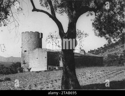 Vista Parcial de Cal Bacó amb la torre Foto Stock