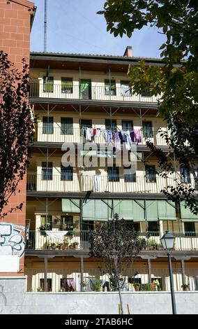 Corrala del Sombrerete è situato nel centro storico di Madrid, Spagna Foto Stock