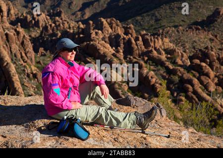 Vista da Peralta Trail, superstizione deserto, Tonto National Forest, Arizona Foto Stock