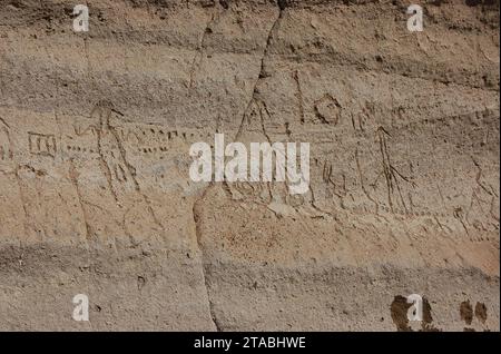 Volcanic Legacy Scenic Byway - Panel at Petroglyph Point Foto Stock