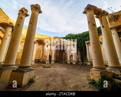 Chiesa dei ruderi di Sant'Ignazio - Mazara del Vallo, Sicilia, Italia Foto Stock