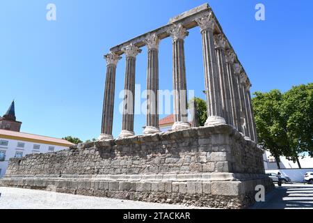 Città di Evora, Tempio Romano di Evora o Tempio di Diana (1th ° secolo A D). Alentejo, Portogallo. Foto Stock
