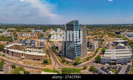 Panorama aereo di Gaborone, paesaggio urbano del quartiere finanziario del centro Foto Stock