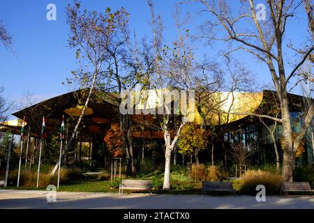 Casa della musica, progettata da Sou Fujimoto, parte del progetto Liget, Varosliget, City Park, Budapest, Ungheria Foto Stock