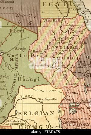 Una mappa politica vintage/antica dell'Africa centrale in seppia. Foto Stock