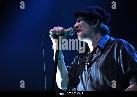 Italia Milano 2009-06-13: Shane MacGowan cantante del gruppo Pogues al Rock in Idro ,Festival musicale dal vivo all'Idroscalo di Milano Foto Stock