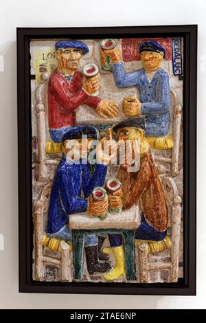 Francia, Finistere, Quimper, Museo del Dipartimento bretone nel vecchio Palazzo Episcopale, giorno del perdono in Cornovaglia, al bar del porto di Toulhoat Pierre nel 1952 Foto Stock