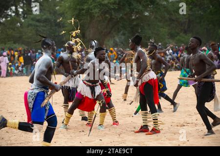 Senegal, Casamance, Cap Kirring, cerimonia che precede la lotta tradizionale tra il gruppo etnico Diola Foto Stock