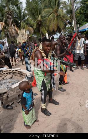 Senegal, Casamance, Cap Kirring, cerimonia che precede la lotta tradizionale tra il gruppo etnico Diola, Foto Stock