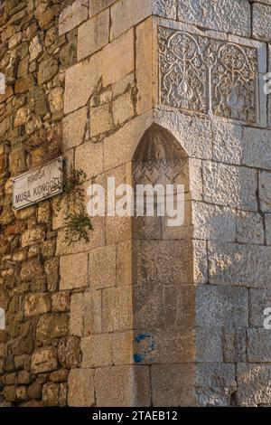 Albania, Elbasan, vicolo all'interno della cittadella medievale Foto Stock