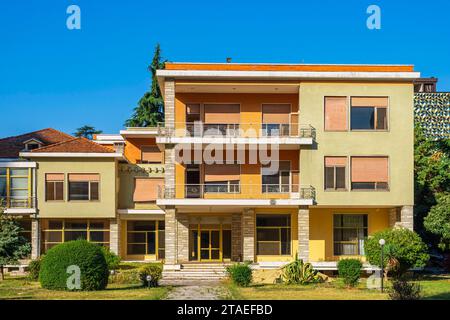 Albania, Tirana, distretto di Blloku, ex villa del dittatore Enver Hoxha (1908-1985) Foto Stock