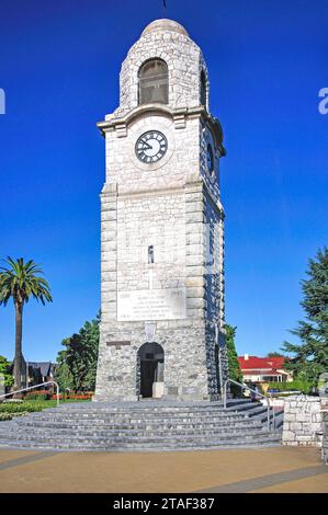 Il War Memorial Clock Tower, Seymour Square, Blenheim, regione di Marlborough, Isola del Sud, Nuova Zelanda Foto Stock