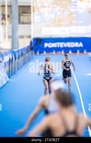 Jeanne Lehair partecipa a Pontevedra nel World Triathlon Championship Series 2023. Foto Stock