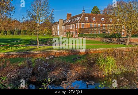 Hall Place in autunno, Bexley, Kent, Inghilterra Foto Stock