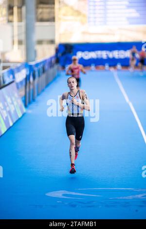 Annika Koch partecipa a Pontevedra nel World Triathlon Championship Series 2023. Foto Stock