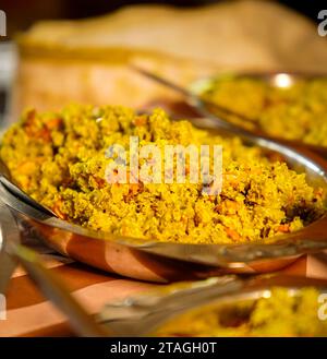 I piatti del catering sono molto gustosi Foto Stock