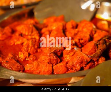 I piatti del catering sono molto gustosi Foto Stock