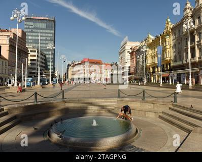 Zagabria, Croazia - agosto 2017: Piazza Ban Jelacic a Zagabria, Croazia Foto Stock