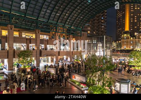 Yebisu Garden Place Winter Illumination Festival, famosi eventi di illuminazione romantica, splendida vista, famose attrazioni turistiche, destinazioni di viaggio Foto Stock