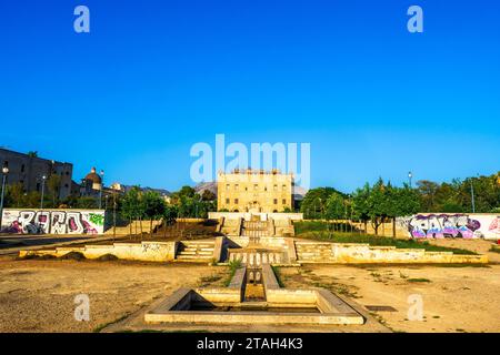 La Zisa, detto anche Castello della Zisa a Palermo - Sicilia, Italia Foto Stock