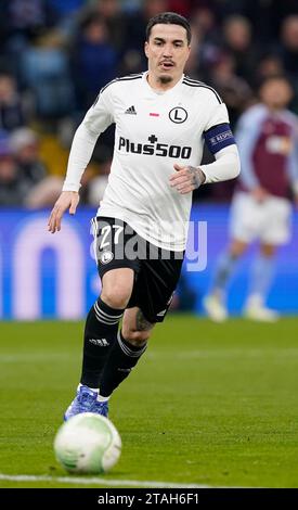 Birmingham, Regno Unito. 30 novembre 2023. Josue di Legia Varsavia durante la partita della UEFA Europa Conference League a Villa Park, Birmingham. Il credito fotografico dovrebbe leggere: Andrew Yates/Sportimage Credit: Sportimage Ltd/Alamy Live News Foto Stock