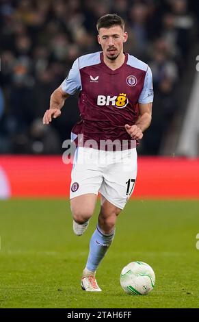 Birmingham, Regno Unito. 30 novembre 2023. Clement Lenglet dell'Aston Villa durante la partita di UEFA Europa Conference League a Villa Park, Birmingham. Il credito fotografico dovrebbe leggere: Andrew Yates/Sportimage Credit: Sportimage Ltd/Alamy Live News Foto Stock