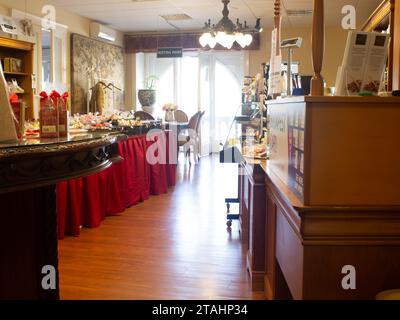 BUDAPEST, UNGHERIA - 2 NOVEMBRE 2022: Museo del cioccolato Szamos nel centro di Budapest Foto Stock