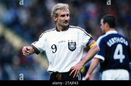 Calcio, firo: 21 maggio 1996 preparazione Campionato europeo di calcio Euro European Championship, partita amichevole, preparazione per la partita internazionale 1996, foto archiviate, foto archiviate, immagini archiviate, gioco di addio Rudi Voller squadra di Rudi - Nazionale Rudi Voller, mezza figura Foto Stock