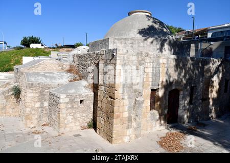 Paphos, Cipro - 2 ottobre 2023: Hammam turco nella parte della città vecchia nella capitale europea della cultura 2017 Foto Stock