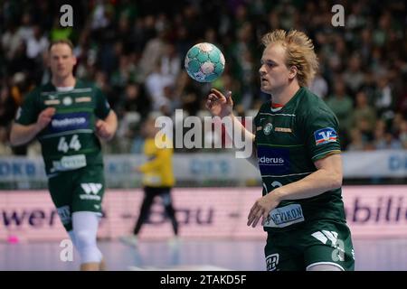 Wetzlar, Germania. 1 dicembre 2023. Wetzlar, Germania, 1 dicembre 2023: Magnus Fredriksen ( 23 Wetzlar ) durante la partita Liqui Moly Handball-Bundesliga tra HSG Wetzlar e Fuechse Berlin alla Buderus-Arena di Wetzlar, GERMANIA. (Julia Kneissl/SPP) credito: SPP Sport Press Photo. /Alamy Live News Foto Stock