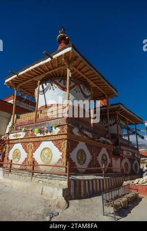 Un antico chorten a lo Manthang, la capitale del distretto di Mustang, Nepal Foto Stock