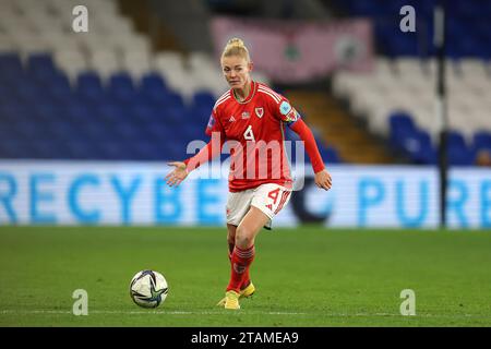 Cardiff, Regno Unito. 1 dicembre 2023. Sophie Ingle delle donne del Galles in azione. Galles donne contro Islanda, UEFA Women's Nations League, gruppo C partita al Cardiff City Stadium, Galles del Sud venerdì 1 dicembre 2023. Solo per uso editoriale, foto di Andrew Orchard/Andrew Orchard fotografia sportiva/Alamy Live news credito: Andrew Orchard fotografia sportiva/Alamy Live News Foto Stock