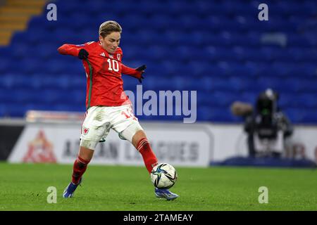 Cardiff, Regno Unito. 1 dicembre 2023. Jessica Fishlock delle donne del Galles in azione. Galles donne contro Islanda, UEFA Women's Nations League, gruppo C partita al Cardiff City Stadium, Galles del Sud venerdì 1 dicembre 2023. Solo per uso editoriale, foto di Andrew Orchard/Andrew Orchard fotografia sportiva/Alamy Live news credito: Andrew Orchard fotografia sportiva/Alamy Live News Foto Stock