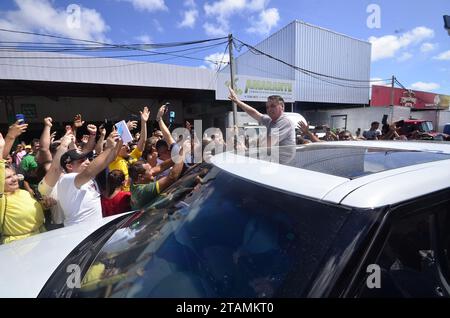 1 dicembre 2023, Natal, Rio grande do Norte, Brasile: NATAL (RN), 01/12/2023 - BOLSONARO/VISITA/NATAL - l'ex presidente del Brasile, Jair Bolsonaro ha preso un caffè al Centrais de Abastecimentos do RN S/A (CEASA RN), poi ha partecipato al lancio dell'Accademia Conservatrice e alla fine della giornata ha visitato la città di Extremoz RN, nella regione metropolitana della capitale. (Foto: JosÃƒ © Aldenir/Thenews2/Zumapress) (Credit Image: © Jose Aldenir/TheNEWS2 via ZUMA Press Wire) SOLO USO EDITORIALE! Non per USO commerciale! Foto Stock