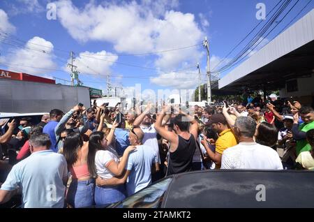 1 dicembre 2023, Natal, Rio grande do Norte, Brasile: NATAL (RN), 01/12/2023 - BOLSONARO/VISITA/NATAL - l'ex presidente del Brasile, Jair Bolsonaro ha preso un caffè al Centrais de Abastecimentos do RN S/A (CEASA RN), poi ha partecipato al lancio dell'Accademia Conservatrice e alla fine della giornata ha visitato la città di Extremoz RN, nella regione metropolitana della capitale. (Foto: JosÃƒ © Aldenir/Thenews2/Zumapress) (Credit Image: © Jose Aldenir/TheNEWS2 via ZUMA Press Wire) SOLO USO EDITORIALE! Non per USO commerciale! Foto Stock