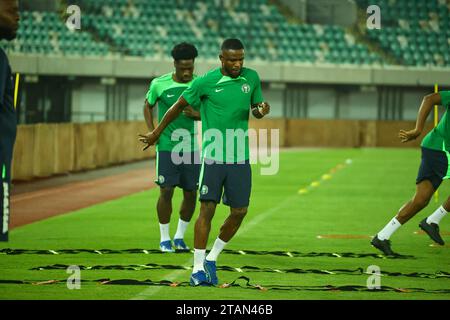 UYO, NIGERIA - 15 NOVEMBRE: Frank Onyeka della Nigeria durante l'allenamento delle qualificazioni ai Mondiali di calcio in preparazione della Nigeria e del Lesotho match a Godswill Foto Stock