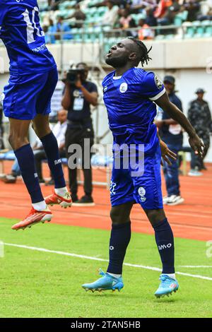 UYO, NIGERIA - NOVEMBRE 25: Antwi Adom of Rivers festeggia il gol durante il Total Energies Caf Champions League tra il Rivers United FC e l'Academi Foto Stock