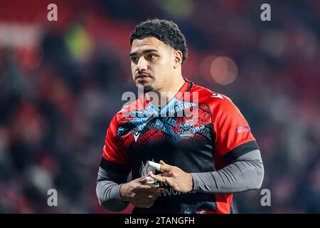 1 dicembre 2023, Musgrave Park, Cork, Irlanda: Sione Tuipulotu dei Glasgow Warriors allo United Rugby Championship: Munster 40 - Glasgow Warriors Foto Stock