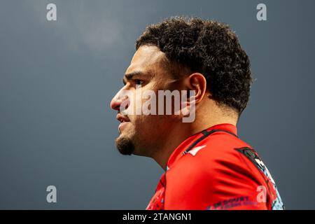 1 dicembre 2023, Musgrave Park, Cork, Irlanda: Sione Tuipulotu dei Glasgow Warriors allo United Rugby Championship: Munster 40 - Glasgow Warriors Foto Stock